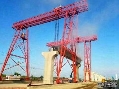 龙门吊的结构稳定支撑 广东提梁门机厂家