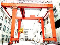 集装箱龙门吊的小车运行机构维护要点